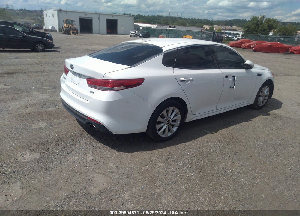 2016 KIA OPTIMA EX VIN: 5XXGU4L33GG107827