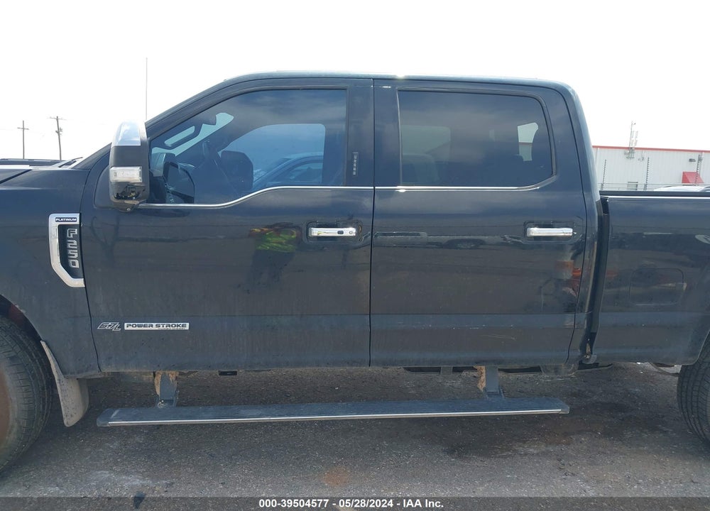 2017 FORD F-250 PLATINUM VIN: 1FT7W2BT4HED09341
