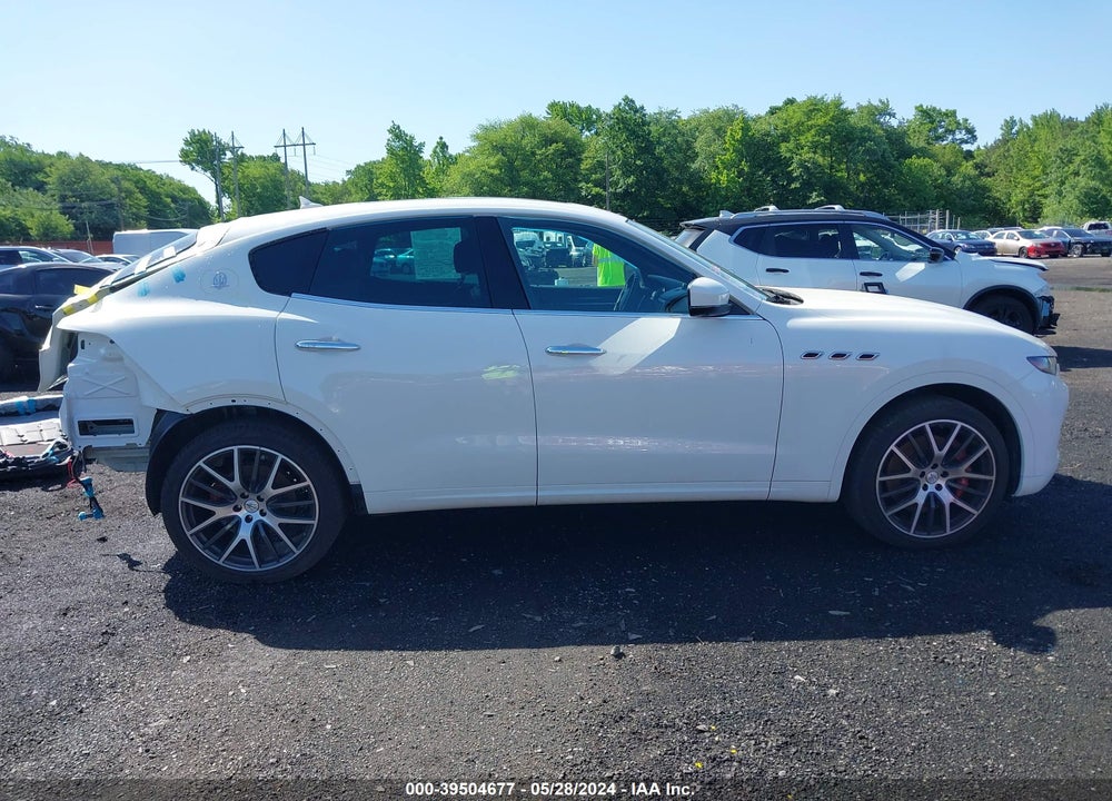2021 MASERATI LEVANTE S VIN: ZN661YUA2MX378485