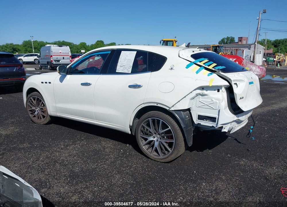 2021 MASERATI LEVANTE S VIN: ZN661YUA2MX378485