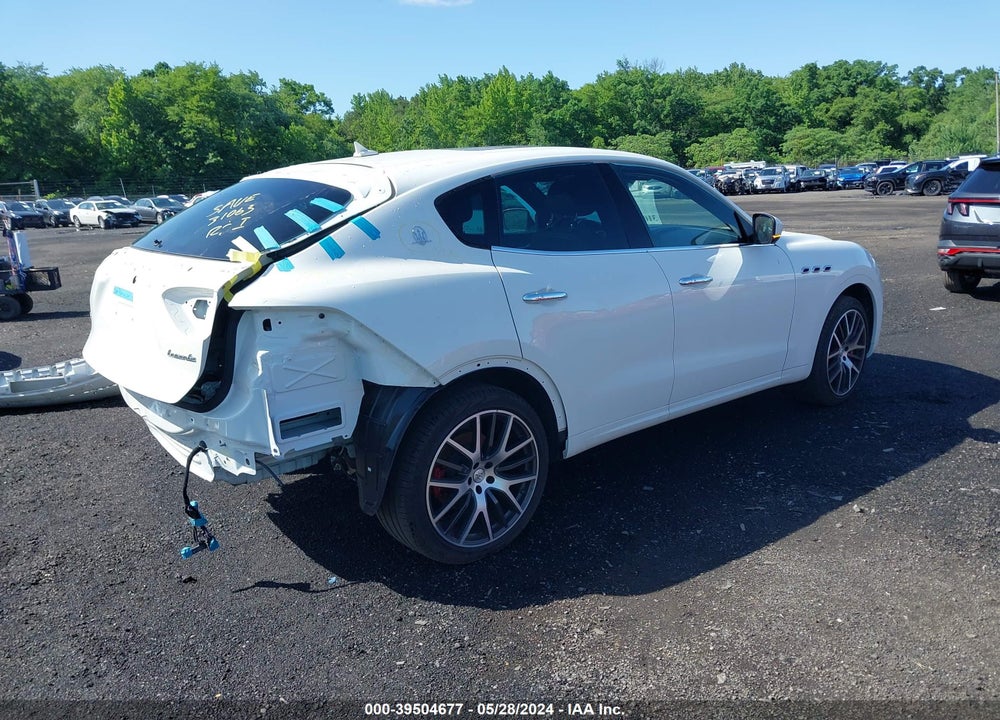 2021 MASERATI LEVANTE S VIN: ZN661YUA2MX378485
