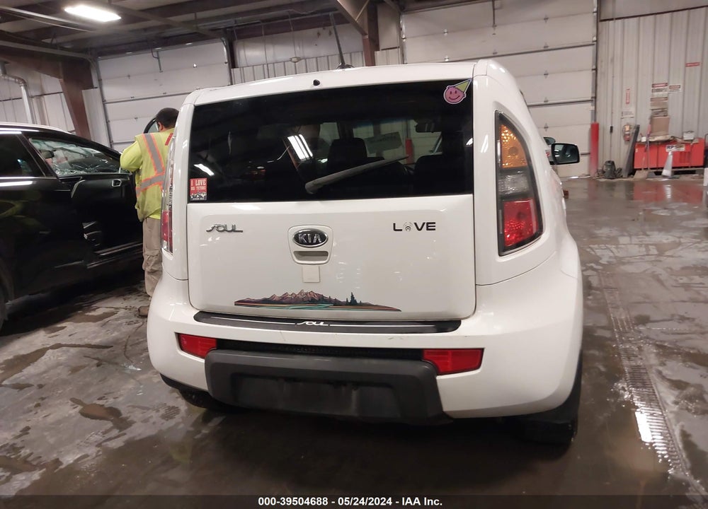 2010 KIA SOUL VIN: KNDJT2A27A7179458