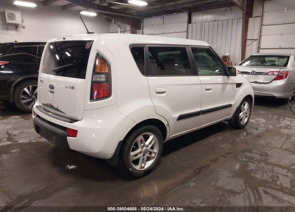 2010 KIA SOUL VIN: KNDJT2A27A7179458