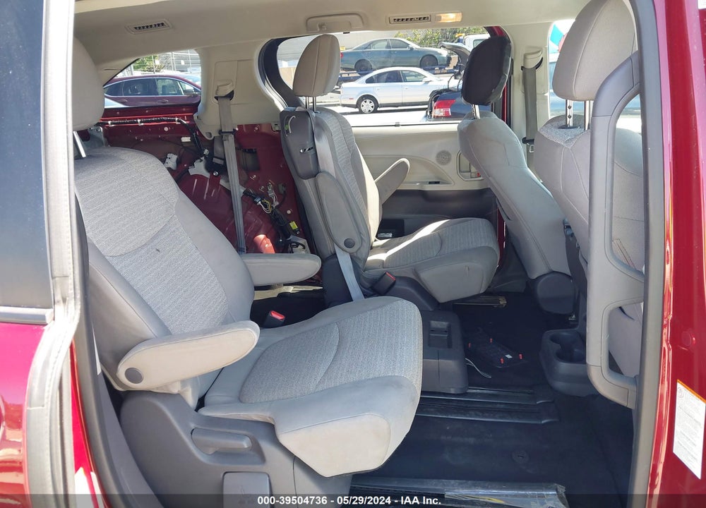 2021 TOYOTA SIENNA LE VIN: 5TDKRKEC0MS026209