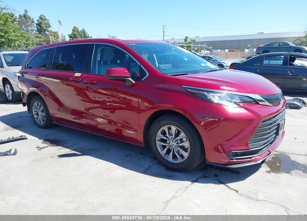 2021 TOYOTA SIENNA LE VIN: 5TDKRKEC0MS026209
