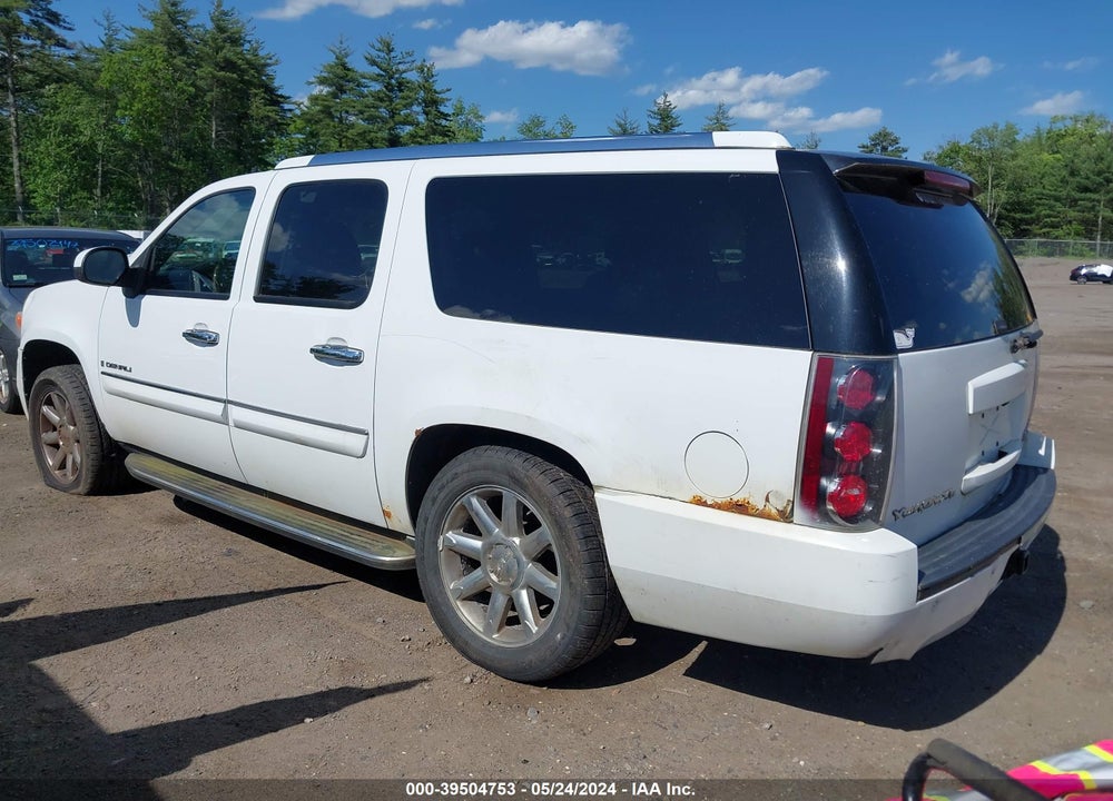 2007 GMC YUKON XL 1500 DENALI VIN: 1GKFK66867J380152