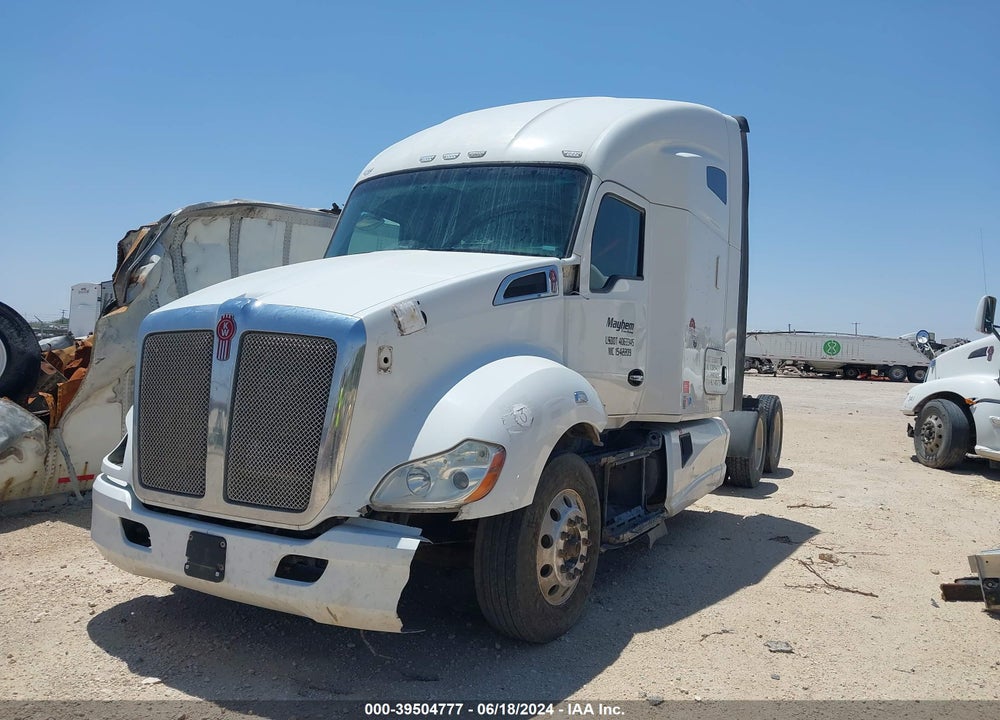 2017 KENWORTH T680 VIN: 1XKYDP9X9HJ145757