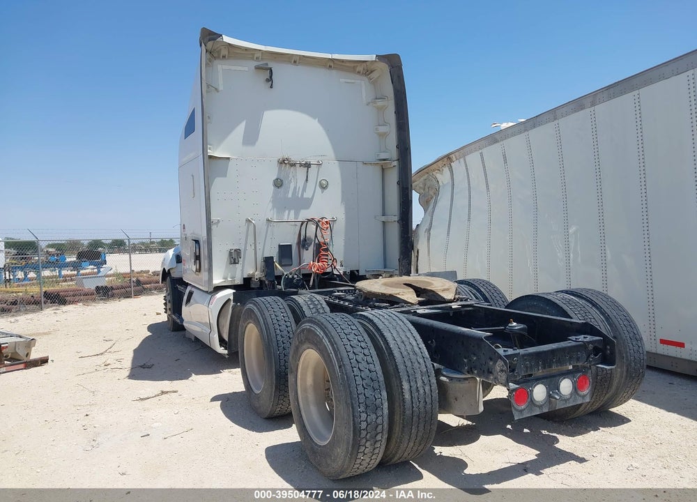2017 KENWORTH T680 VIN: 1XKYDP9X9HJ145757