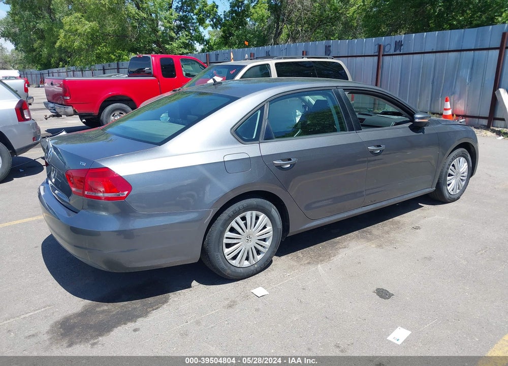 2015 VOLKSWAGEN PASSAT 1.8T S VIN: 1VWAT7A37FC062044
