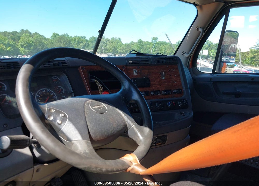 2011 FREIGHTLINER CASCADIA 125 VIN: 1FUJGLDVXBLBD9052