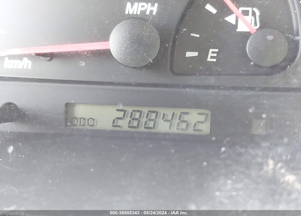 2002 TOYOTA CAMRY VIN: 4T1BE32K52U621297