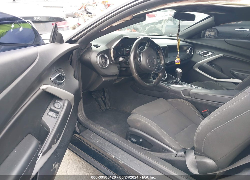 2018 CHEVROLET CAMARO 1LT VIN: 1G1FB1RS2J0191879