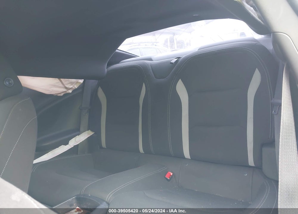 2018 CHEVROLET CAMARO 1LT VIN: 1G1FB1RS2J0191879
