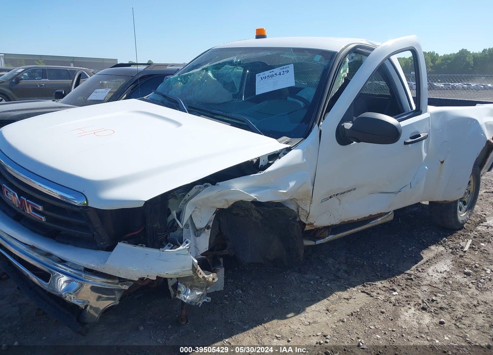 2011 GMC SIERRA 1500 WORK TRUCK VIN: 1GTN2TE07BZ229090