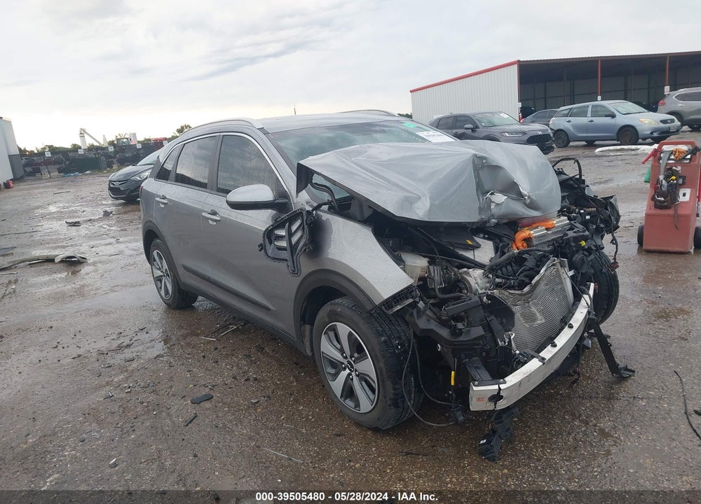 2022 KIA NIRO LX VIN: KNDCB3LC5N5513009
