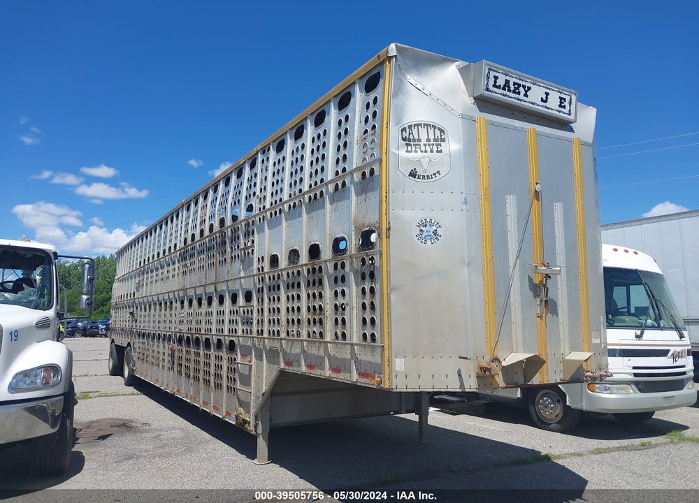 2003 MERRITT EQUIPMENT CO LIVESTOCK VIN: 1MT2N53283H015850