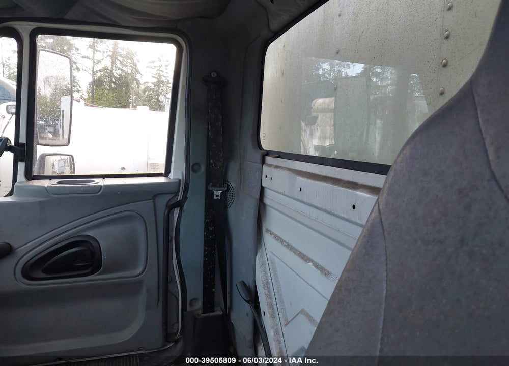 2004 INTERNATIONAL 4000 4300 VIN: 1HTMMAAMX4H610673