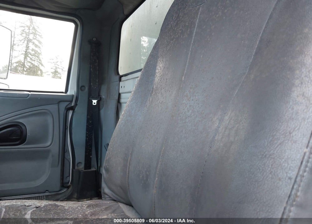 2004 INTERNATIONAL 4000 4300 VIN: 1HTMMAAMX4H610673