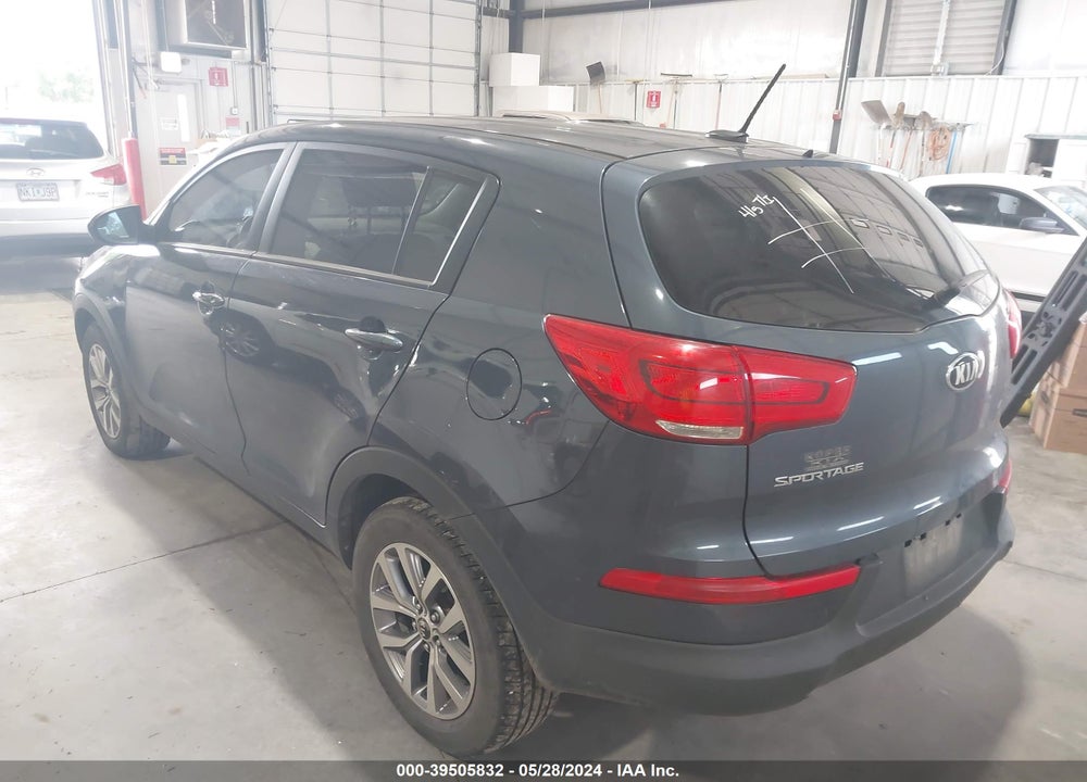 2016 KIA SPORTAGE LX VIN: KNDPB3AC4G7814379