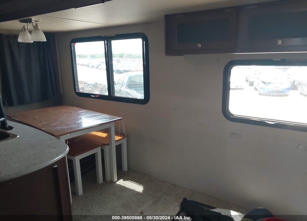 2016 KEYSTONE BULLET VIN: 4YDT34B25GD426082