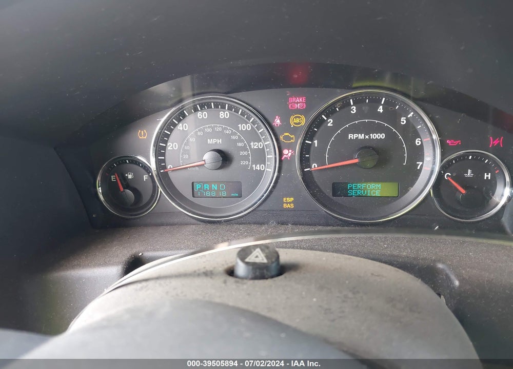 2007 JEEP COMMANDER SPORT VIN: 1J8HG48K67C626830