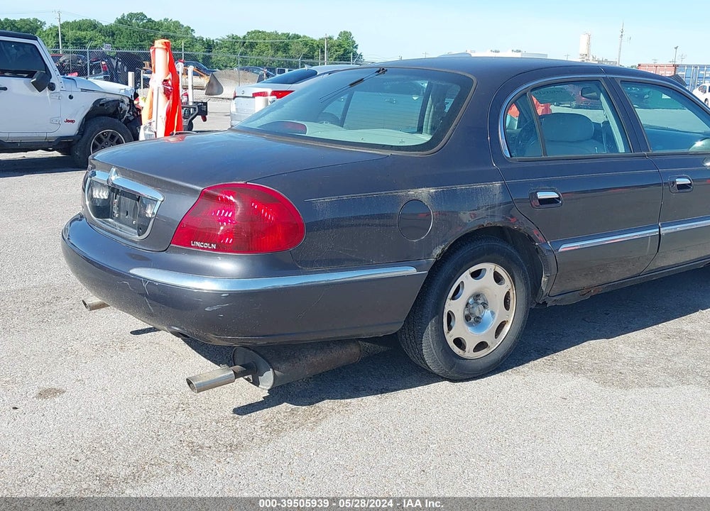 1998 LINCOLN CONTINENTAL VIN: 1LNFM97V0WY707870