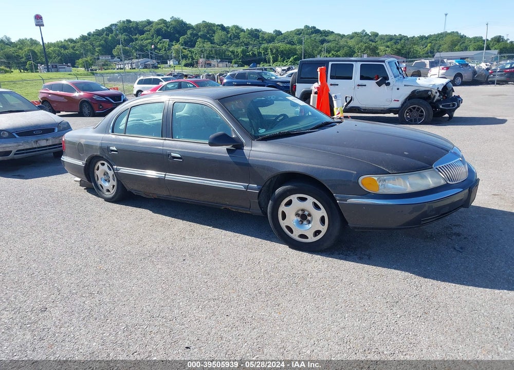 1998 LINCOLN CONTINENTAL VIN: 1LNFM97V0WY707870