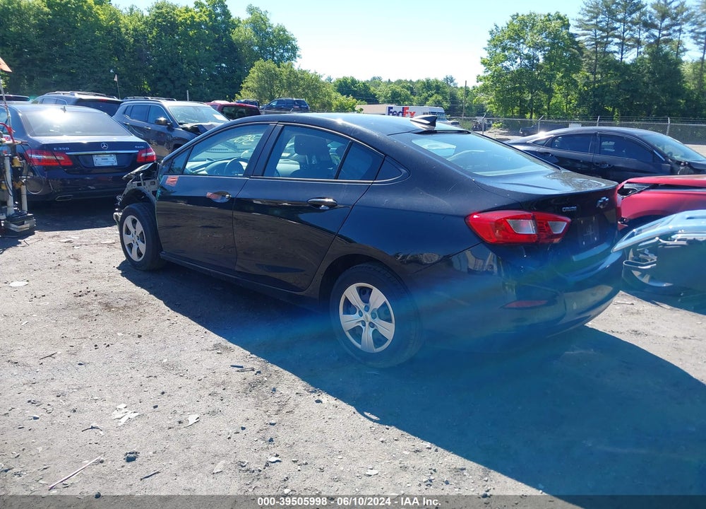 2018 CHEVROLET CRUZE VIN: 1G1BC5SM9J7162689