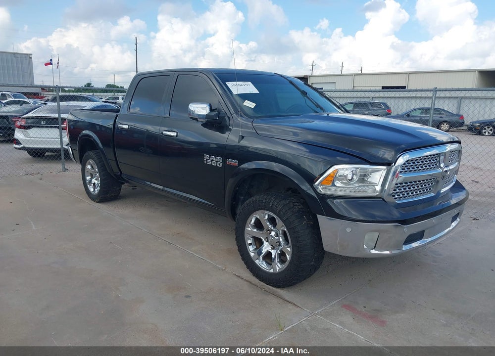 2017 RAM 1500 LAIE  4X4 5'7 BOX VIN: 1C6RR7NT2HS823965