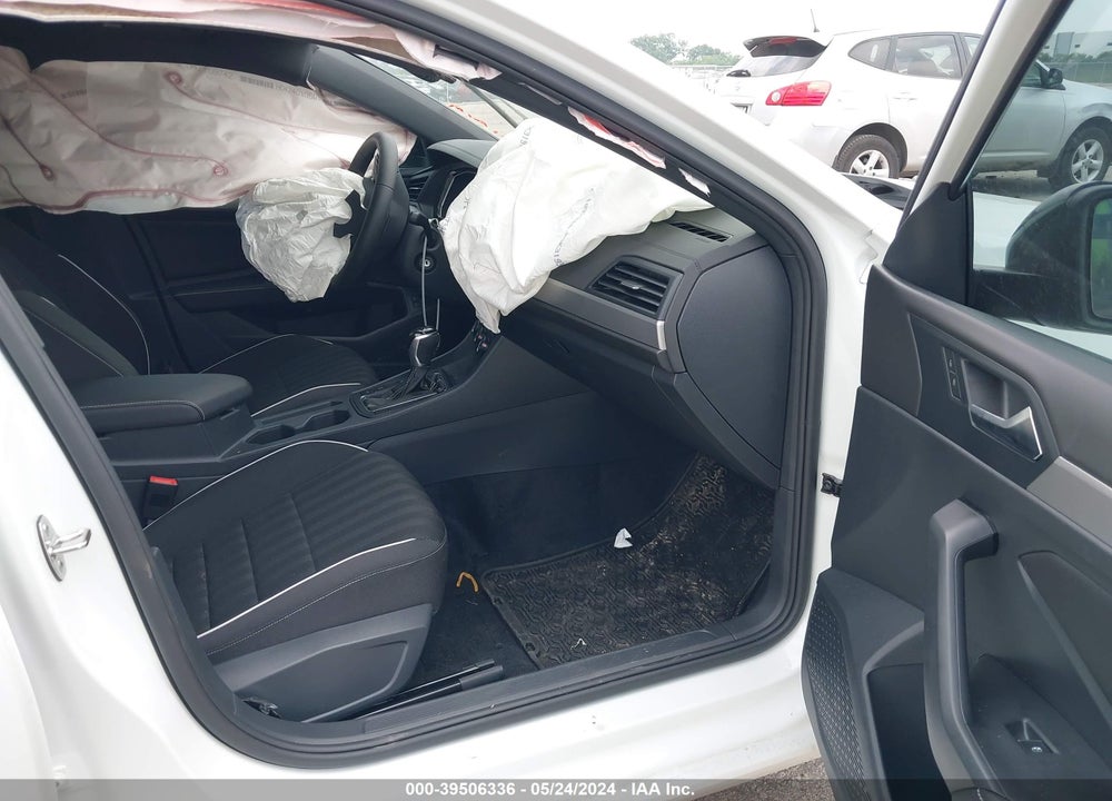 2024 VOLKSWAGEN JETTA 1.5T SPORT VIN: 3VWBM7BU6RM051581