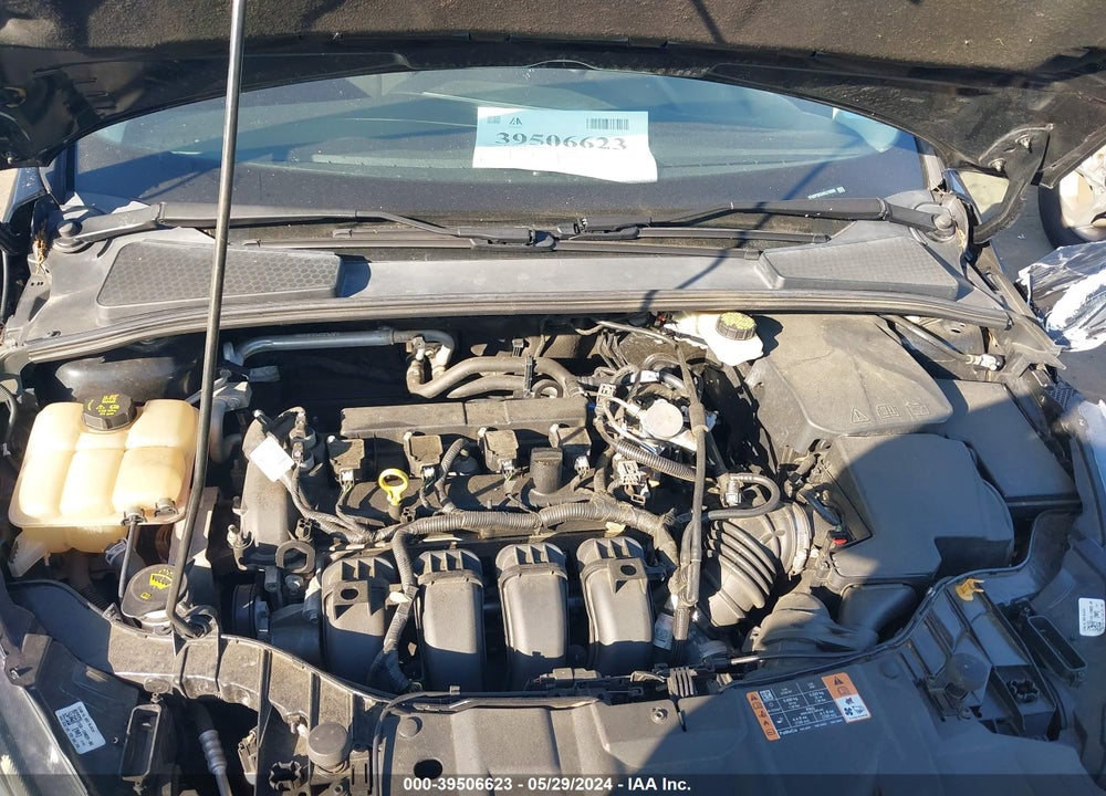 2017 FORD FOCUS SEL VIN: 1FADP3H24HL218205