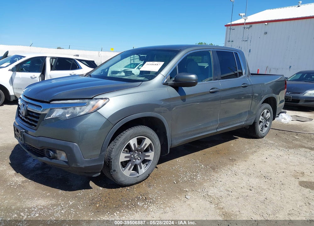 2017 HONDA RIDGELINE RTL-T VIN: 5FPYK3F65HB020419