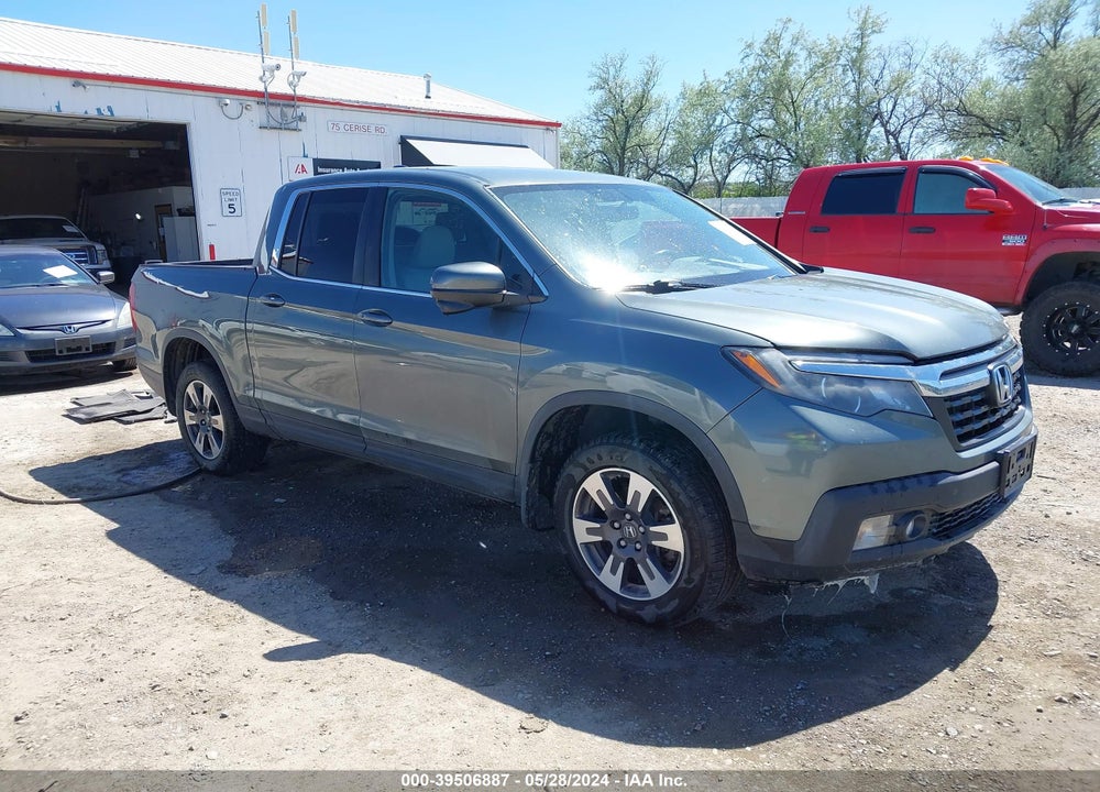 2017 HONDA RIDGELINE RTL-T VIN: 5FPYK3F65HB020419