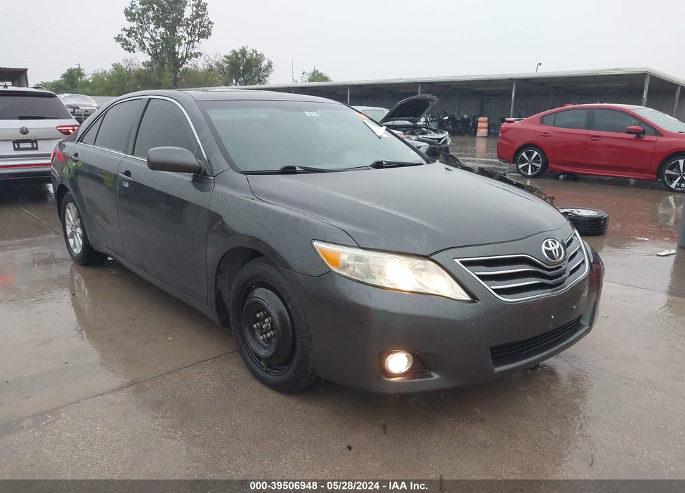2011 TOYOTA CAMRY XLE V6 VIN: 4T1BK3EK1BU118516