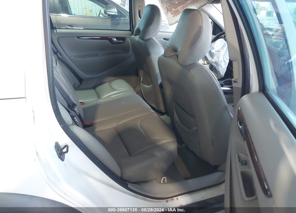 2007 VOLVO XC70 2.5T VIN: YV4SZ592971261242