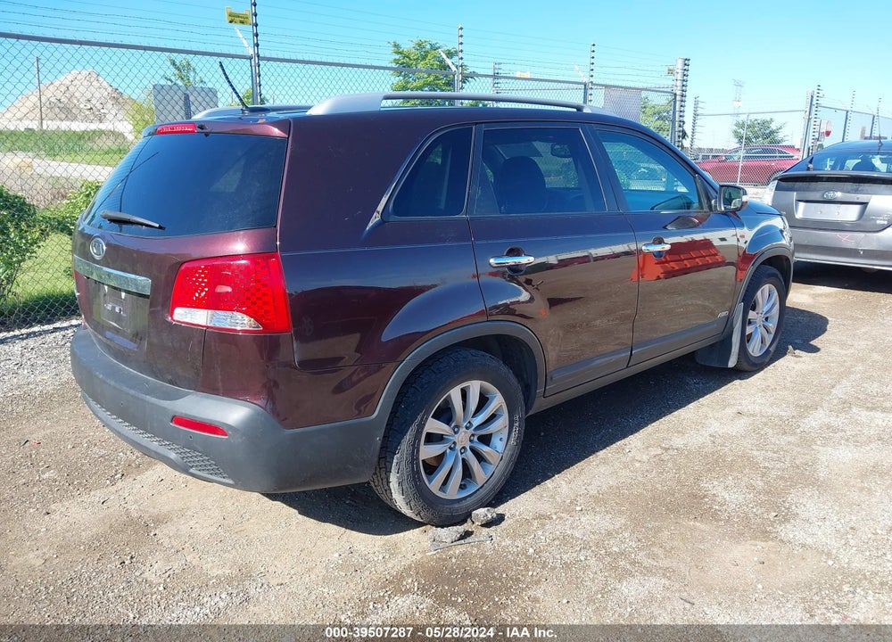 2011 KIA SORENTO LX V6 VIN: 5XYKTDA27BG133987