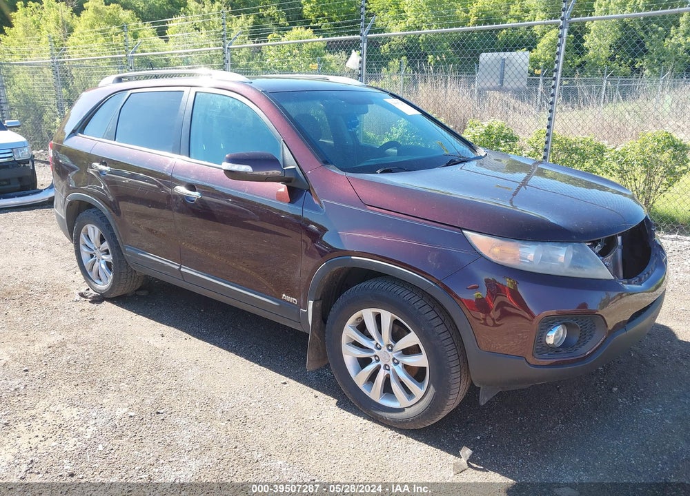 2011 KIA SORENTO LX V6 VIN: 5XYKTDA27BG133987