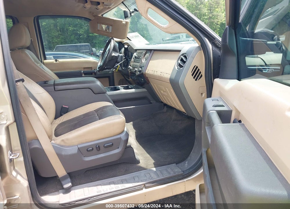 2011 FORD F-250 LARIAT VIN: 1FT7W2BT9BEA54418