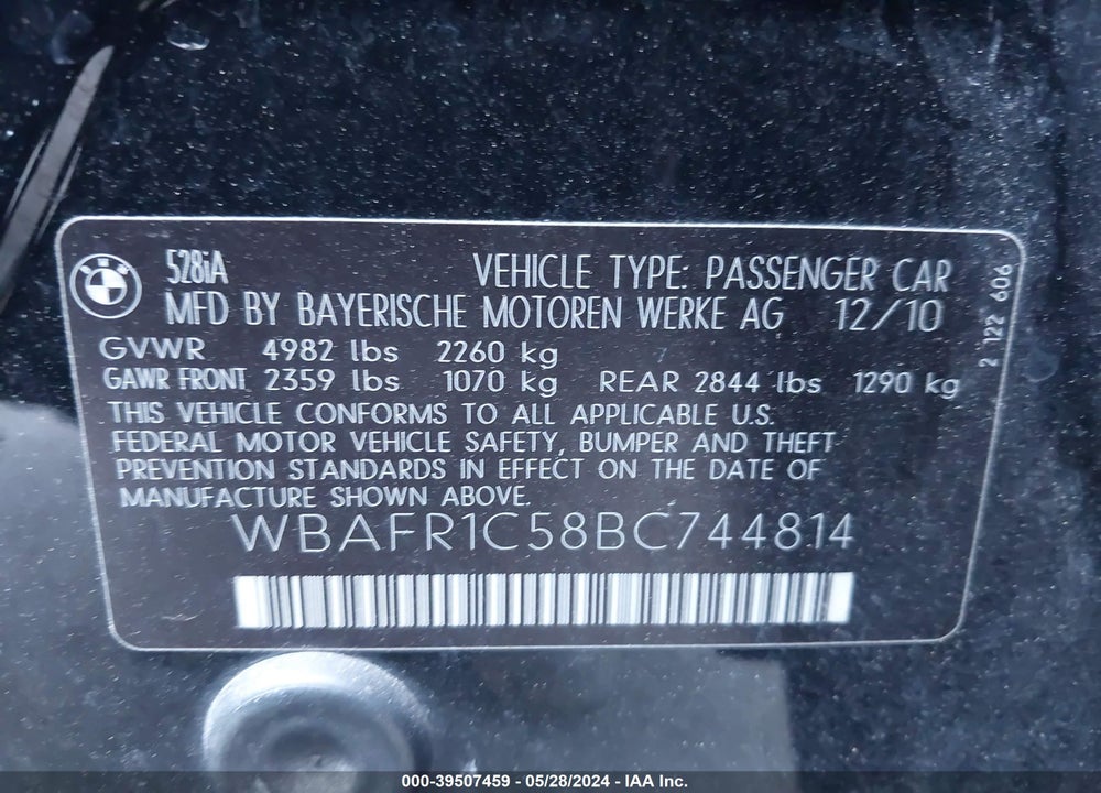 2011 BMW 528I VIN: WBAFR1C58BC744814