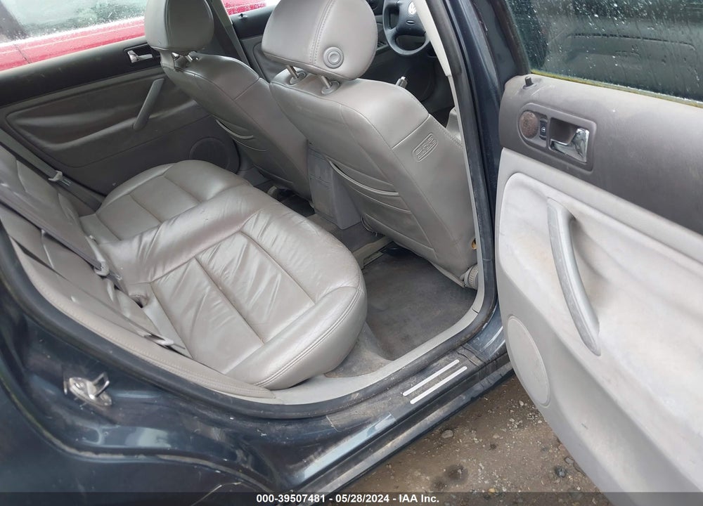 2003 VOLKSWAGEN PASSAT GLS VIN: WVWVD63B63E460832