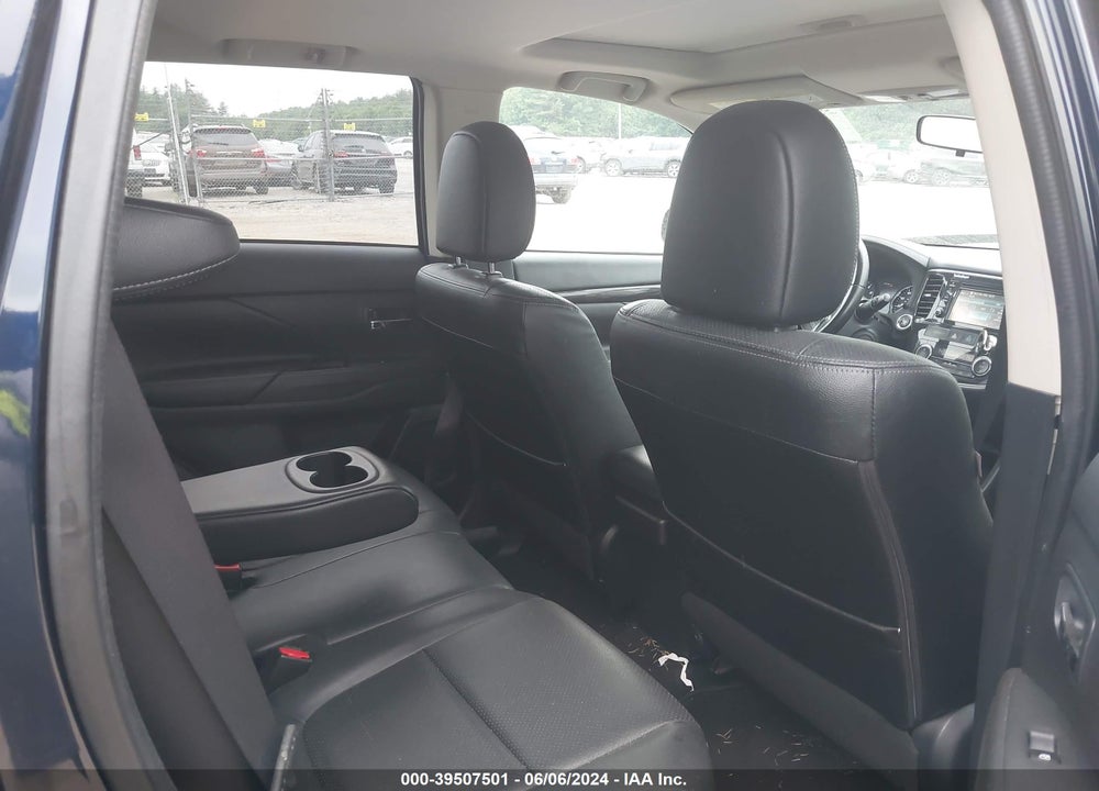 2016 MITSUBISHI OUTLANDER ES/SE/SEL VIN: JA4AZ3A31GZ017524