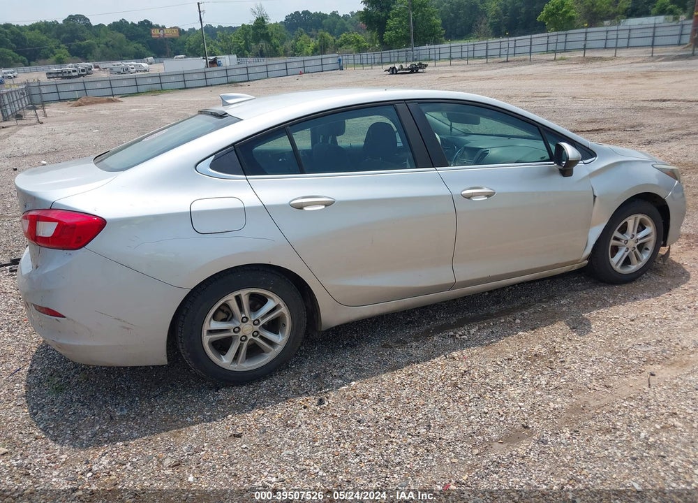 2017 CHEVROLET CRUZE LT AUTO VIN: 1G1BE5SM0H7109111