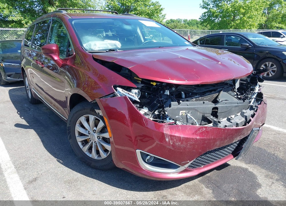 2017 CHRYSLER PACIFICA TOURING L VIN: 2C4RC1BG3HR709182