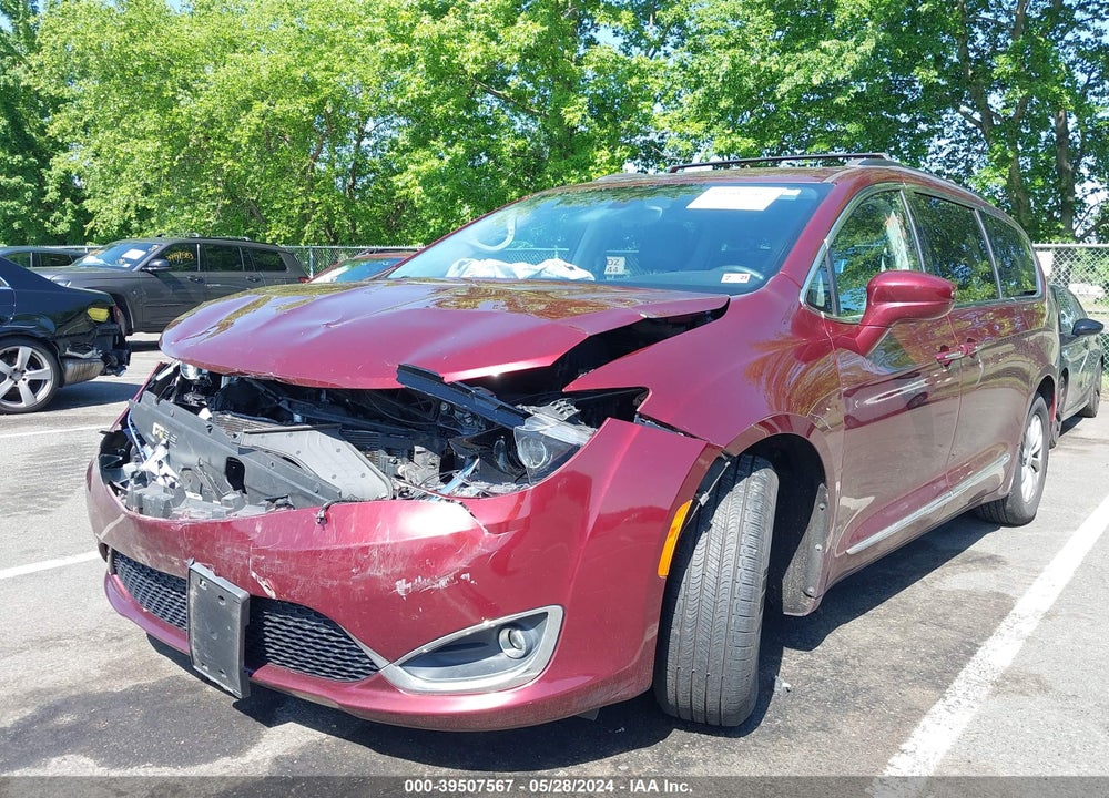 2017 CHRYSLER PACIFICA TOURING L VIN: 2C4RC1BG3HR709182