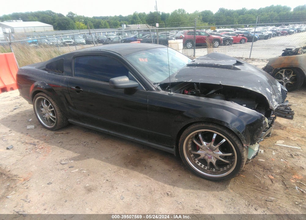 2005 FORD MUSTANG V6 DELUXE/V6 PREMIUM VIN: 1ZVFT80N155218712