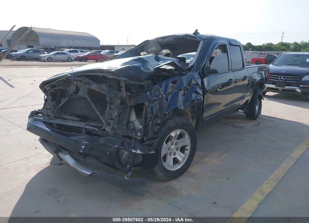 2017 CHEVROLET SILVERADO 1500 2LT VIN: 1GCVKREC6HZ140956