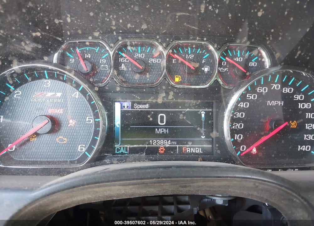 2017 CHEVROLET SILVERADO 1500 2LT VIN: 1GCVKREC6HZ140956