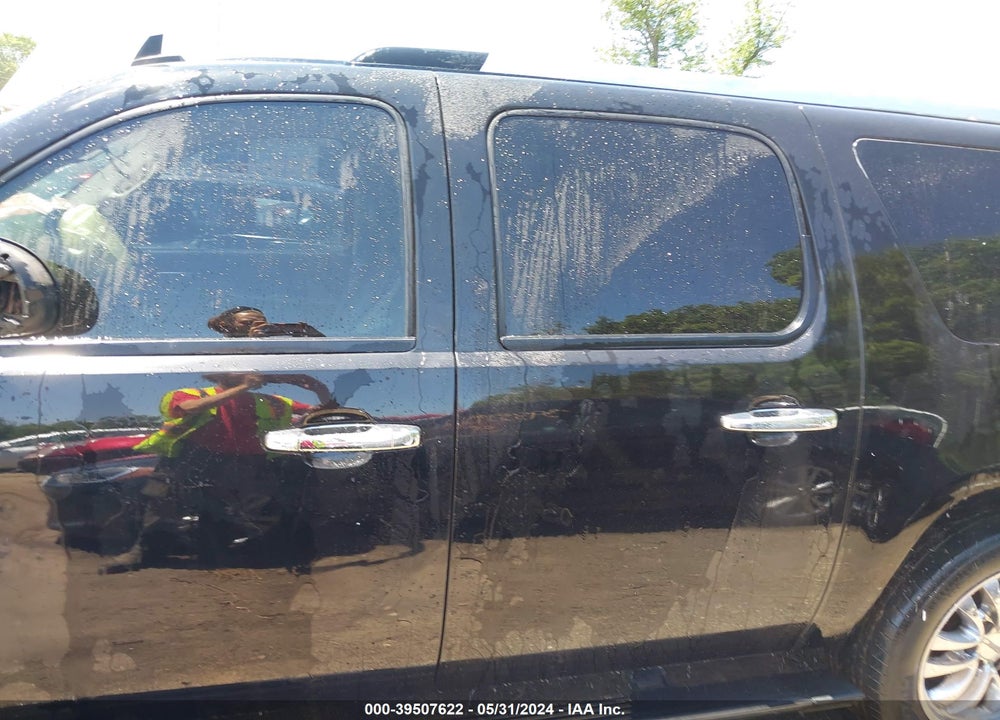 2007 GMC YUKON XL 1500 DENALI VIN: 1GKFK66827J374204