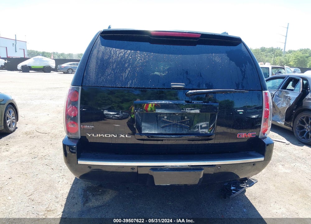 2007 GMC YUKON XL 1500 DENALI VIN: 1GKFK66827J374204