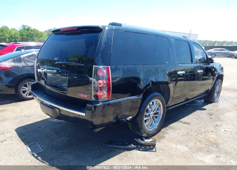 2007 GMC YUKON XL 1500 DENALI VIN: 1GKFK66827J374204